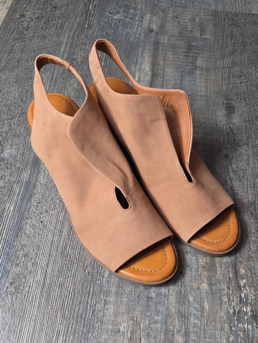 Lucky Brand Women's Taupe Open-Toe Slingback Mules